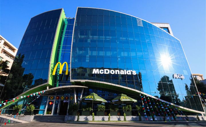 Bakıxanov qəsəbəsində “McDonald’s”ın yeni restoranı açılıb - FOTO